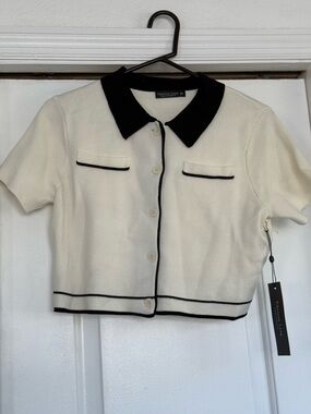 Expresso Lane Cream Short-Sleeve Knit Cardigan with Black Trim